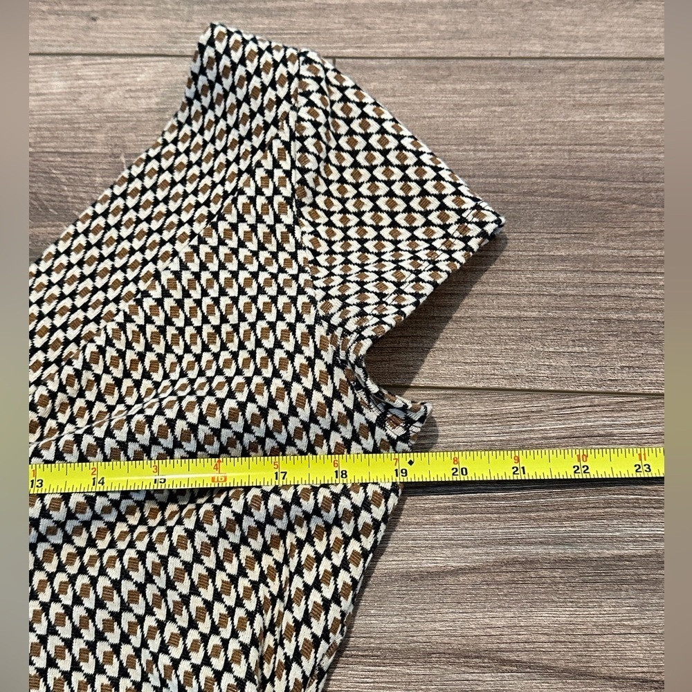 Diane Von Furstenberg Brown and Cream V-Neck Ruched Waist Dress Size 10 - Picture 7 of 8